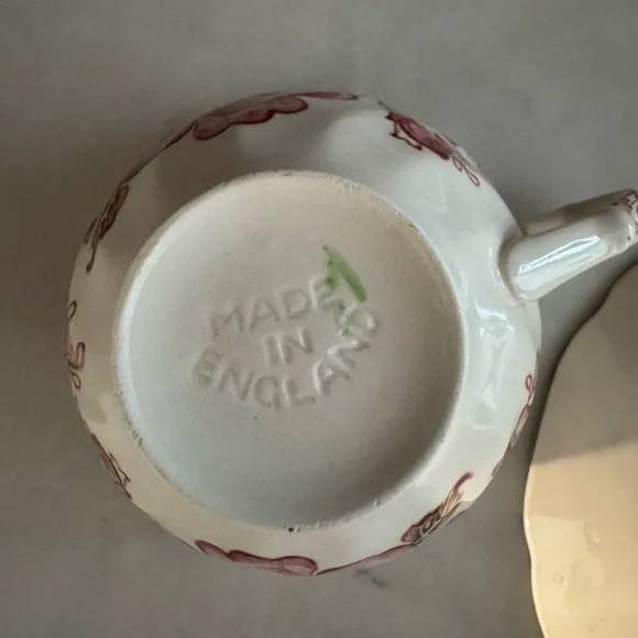 Vintage Johnson Bros. Rose Chintz Tea Cup & Saucer  Made In England Set of 3 - Picture 6 of 9